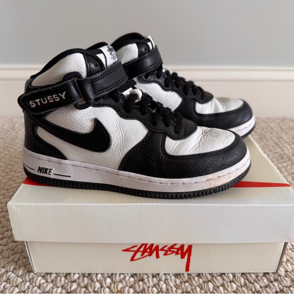 Nike Air Force 1 Mid Stussy - Pre-School Size 2Y